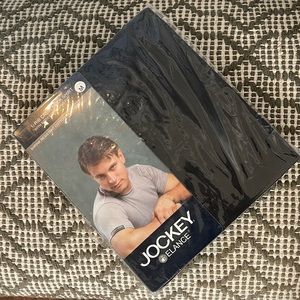 JOCKEY ELANCE - Rib Crew Neck Shirt with body enhancing fit - Medium